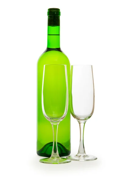 Fles en glas geïsoleerd op de witte — Stockfoto