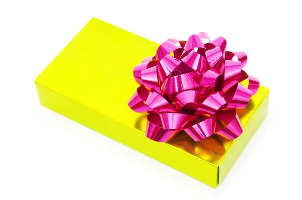 Caja de regalo aislado en el fondo blanco —  Fotos de Stock