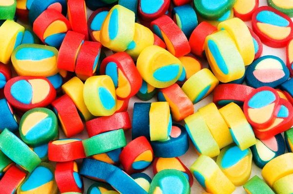 Achtergrond gemaakt van kleurrijke snoep — Stockfoto