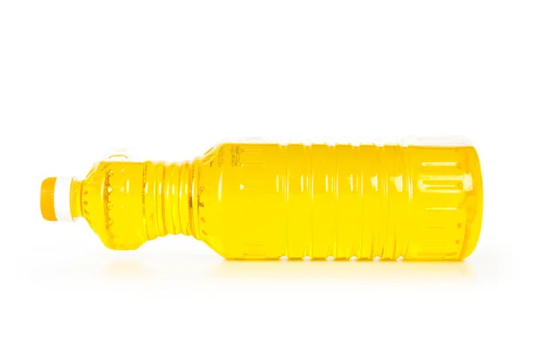 Flaska olivolja isolerat på vita — Stockfoto