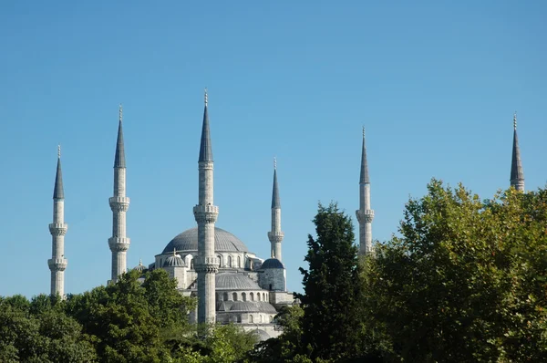 Moskee met zes minaretten in Istanboel, Turkije — Stockfoto