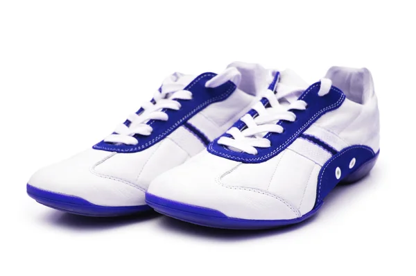 Sapato esporte isolado no fundo branco — Fotografia de Stock