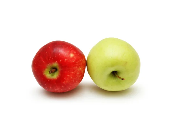Duas maçãs isoladas no fundo branco — Fotografia de Stock