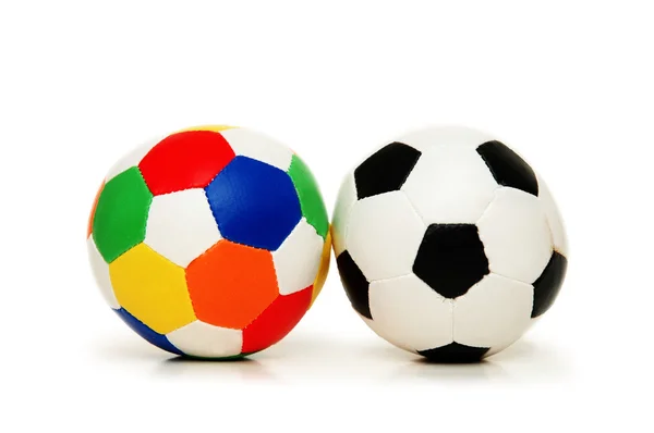 Δύο μπάλες ποδοσφαίρου που απομονώνονται σε λευκό — Φωτογραφία Αρχείου
