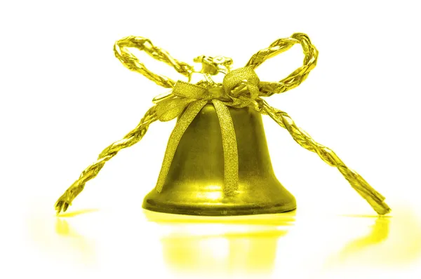 Golden Christmas bell terisolasi pada warna putih — Stok Foto