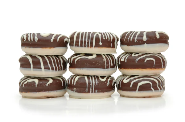 Ciasteczka czekoladowe izolowane na białym — Zdjęcie stockowe
