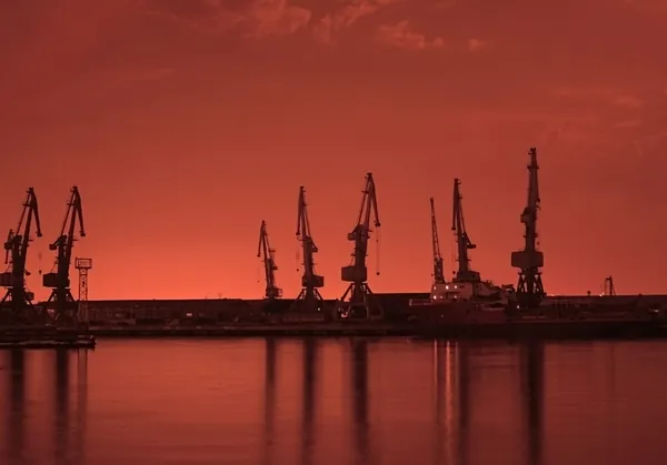 Баку порт вночі — стокове фото