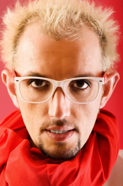 Portret van een man met een bril — Stockfoto