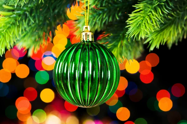 Karácsonyi dekoráció és háttér világítás homályos — Stock Fotó