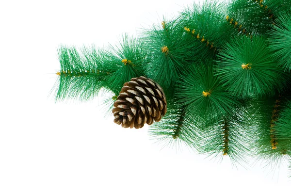 Árvore de Natal isolada no fundo branco — Fotografia de Stock