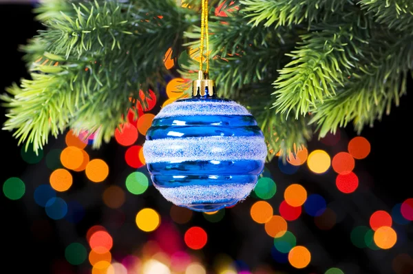 Karácsonyi dekoráció és háttér világítás homályos — Stock Fotó