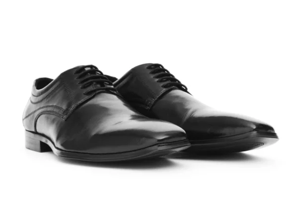 하얀 배경에 고립되어 있는 남자 신발 — 스톡 사진