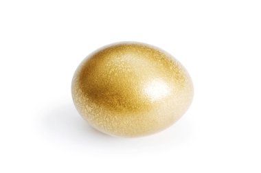 altın yumurta beyaz zemin üzerine izole