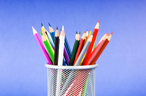 Muitos Lápis Coloridos Fundo Cor — Fotografia de Stock