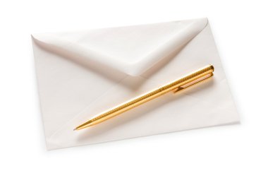 posta kavramı üzerinde beyaz izole zarf ile