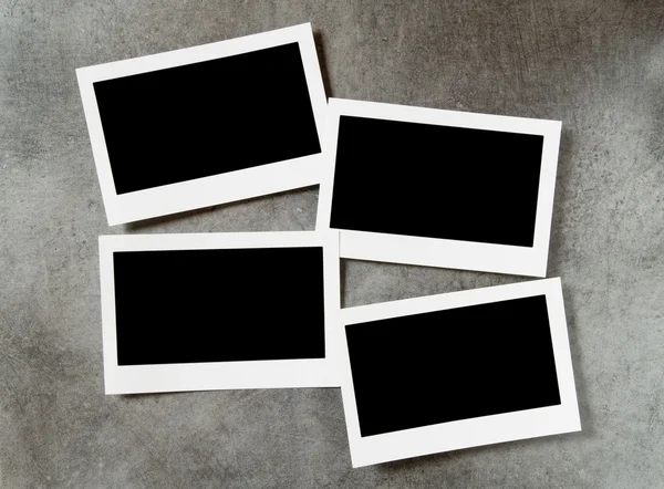 Концепция дизайнера - пустые рамки для фотографий — стоковое фото