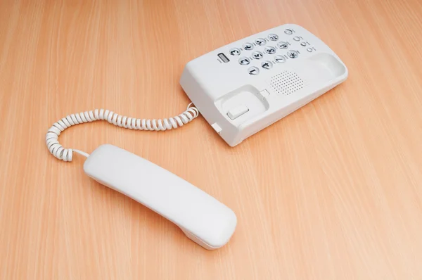 Sík Felületen Fehér Telefon — Stock Fotó