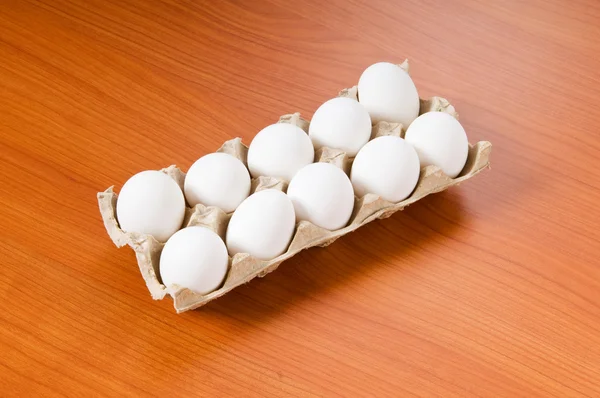 Vele Witte Eieren Houten Tafel — Stockfoto