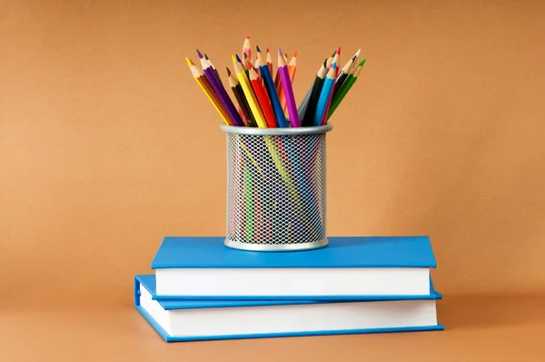 Zurück Zum Schulkonzept Mit Büchern Und Bleistiften — Stockfoto