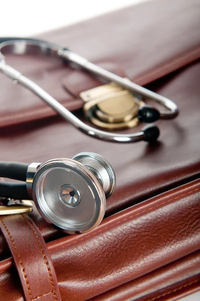 Lekarza Brązowe Skórzane Etui Stetoskop — Zdjęcie stockowe