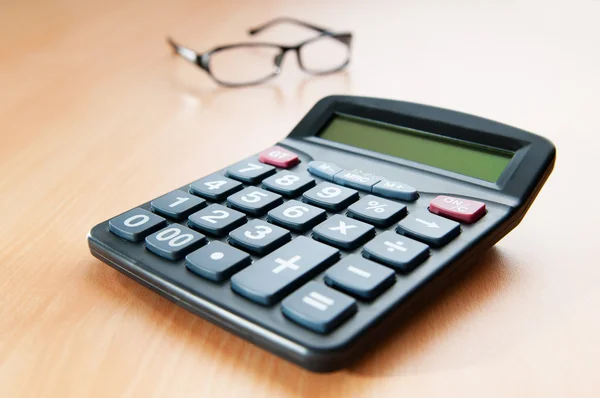 Concepto de negocio con calculadora contable — Foto de Stock