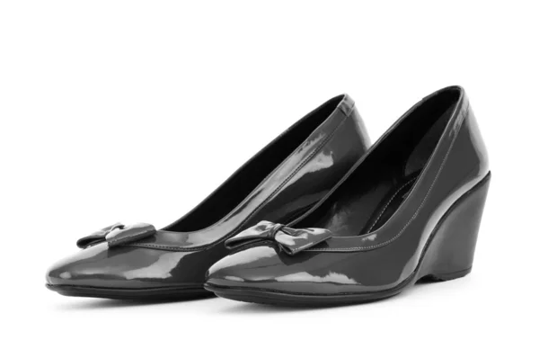 Schwarze Schuhe isoliert auf weißem Hintergrund — Stockfoto