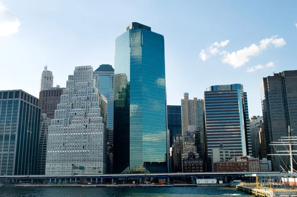 New York City - 4 sep - Panorama mit Wolkenkratzern — Stockfoto