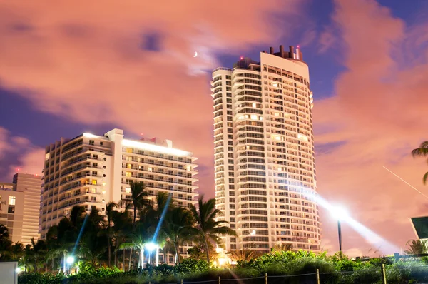 Панорама готель біля моря — стокове фото
