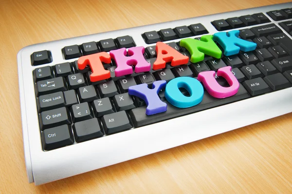 Mensaje de agradecimiento en el teclado —  Fotos de Stock