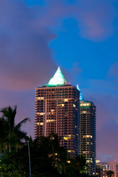 Panorama do hotel perto do lado do mar — Fotografia de Stock