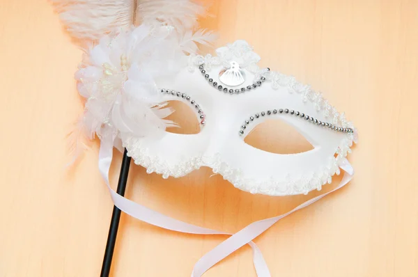 Прикрашені маски ізольовані на білому тлі — стокове фото
