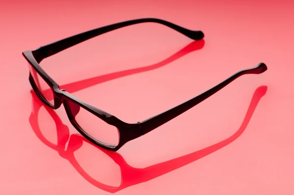 Оптические очки для чтения на фоне — стоковое фото