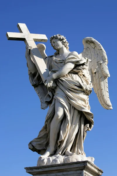 Anioły na moście "ponte sant angelo" w Rzym, Włochy — Zdjęcie stockowe