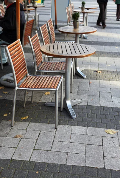 Маленькие Столики Ресторана Городской Улице — стоковое фото