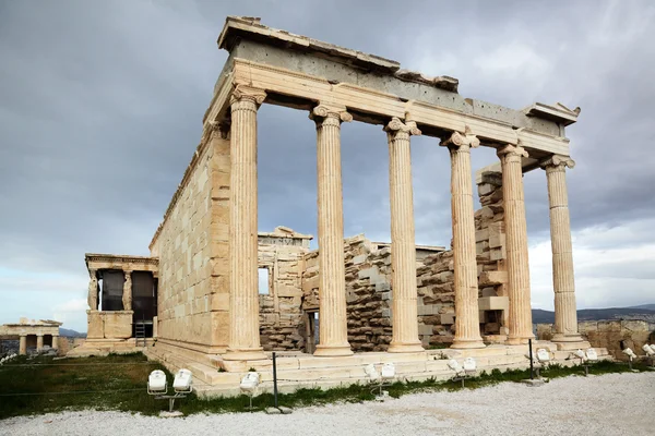 Erechtheum은 아크로폴리스에 그리스 사원입니다. — 스톡 사진