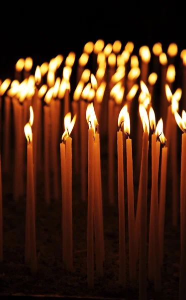 Hořící Svíčky Tmě — Stock fotografie