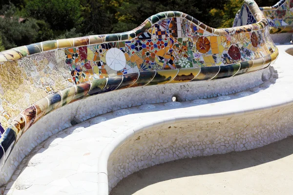 Antonio Gaudi Ένα Παγκάκι Στο Πάρκο Guell Βαρκελώνη Ισπανία — Φωτογραφία Αρχείου