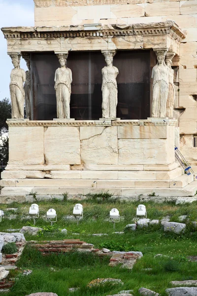 Erechtheum es un antiguo templo griego — Foto de Stock