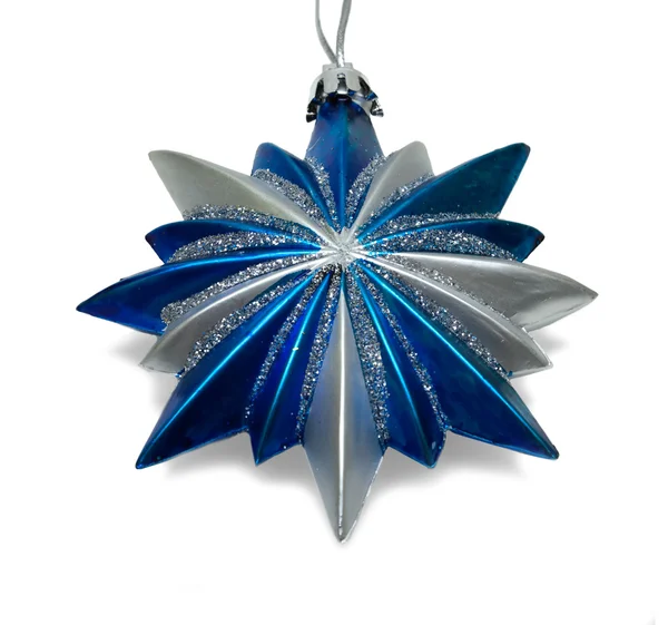 Beyaz bir arka plan üzerinde izole mavi Noel yıldızı — Stok fotoğraf
