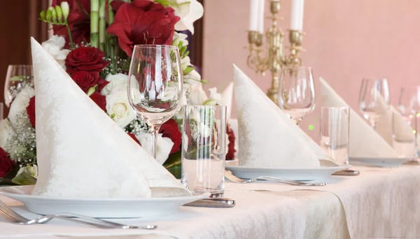 Celebrar Dia Casamento Restaurante Luxuoso — Fotografia de Stock