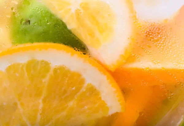 柑橘類の氷の水 — ストック写真