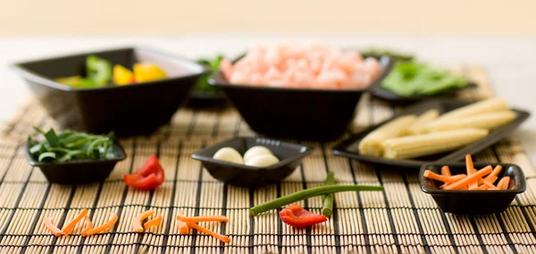 Wok Ingrediënten Vers Gesneden Groenten Bereid Voor Het Koken — Stockfoto