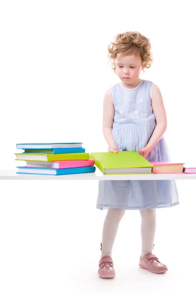 Zurück Zur Schule Kleines Mädchen Mit Büchern Auf Weißem Hintergrund — Stockfoto