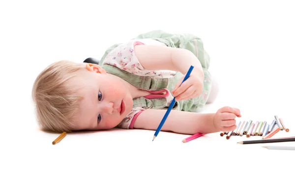 Jähriges Mädchen Zeichnet Mit Bleistiften Isoliert Auf Weiß — Stockfoto