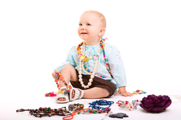 很可爱 岁女婴有的珠子的肖像 — 图库照片