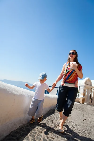 Family Trip Europe Young Mother Two Kids Exploring Greek Town — Stock Photo, Image