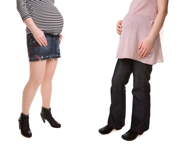 High heels vs flat shoes when pregnant — Stock Photo, Image