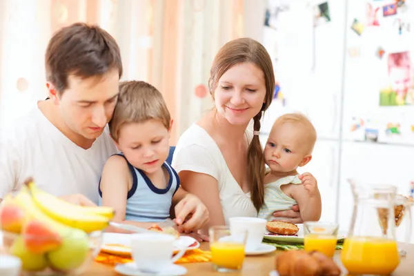 Young Happy Family Two Kids Having Breakfast Together — Stock Photo, Image
