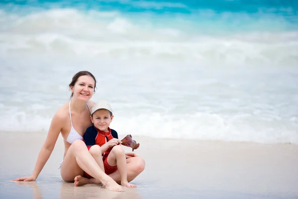 Matka a syn na dovolené — Stock fotografie