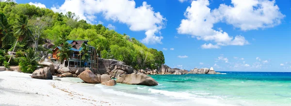 Tropical coast panorama — Stock Photo, Image
